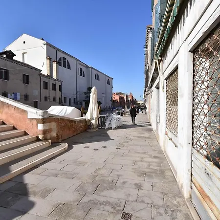 Welc Om Ai Tre Archi Cannareggio 公寓 *