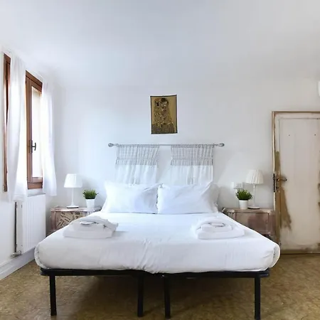 公寓 Welc Om Ai Tre Archi Cannareggio 威尼斯