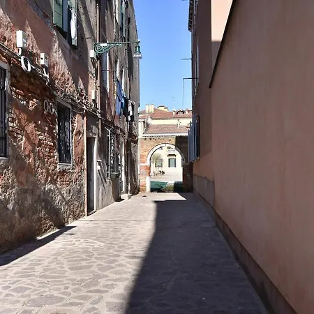 Welc Om Ai Tre Archi Cannareggio 公寓 *