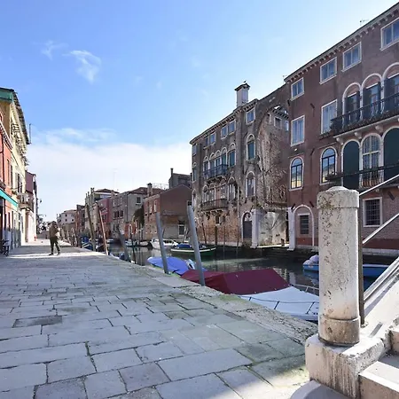 Welc Om Ai Tre Archi Cannareggio 公寓 *